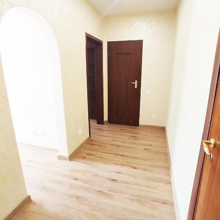 Elitna Quartira V Novobudovi Apartment Лвив Екстериор снимка