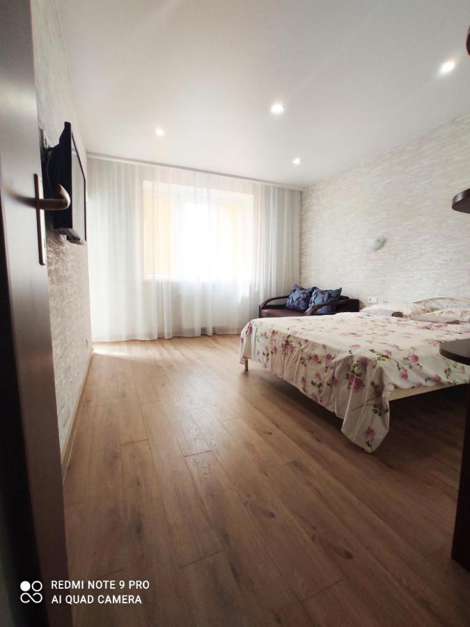 Elitna Quartira V Novobudovi Apartment Лвив Екстериор снимка